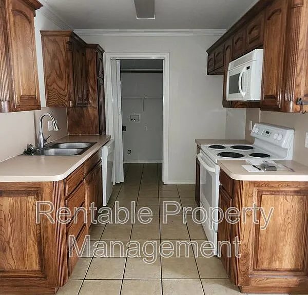 144 W Stage Coach Trl — Photo 6