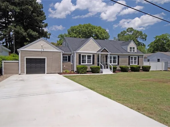 55 Brogden Ln, Hampton, VA 23666