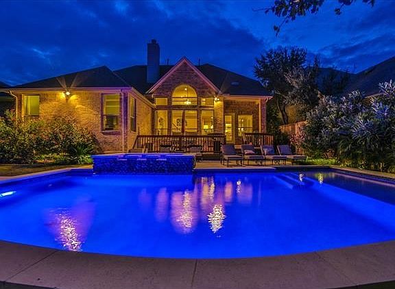 The pool is stunning at night!
