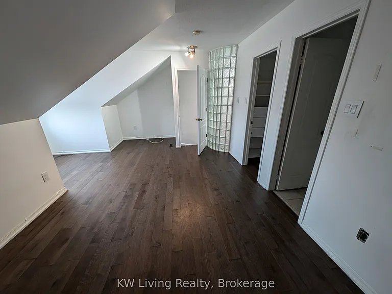 78 Bridlepath St — Photo 18