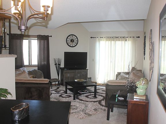4th image of 14802 County Road 5 APT 5