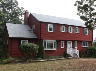 22 Farms Village Rd, Wethersfield, CT 06109