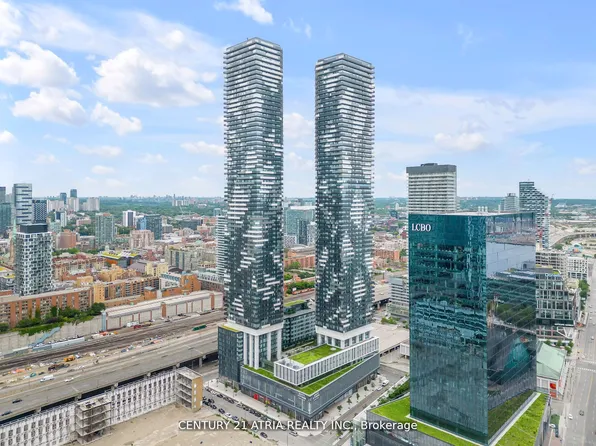 55 Cooper St, Toronto, ON