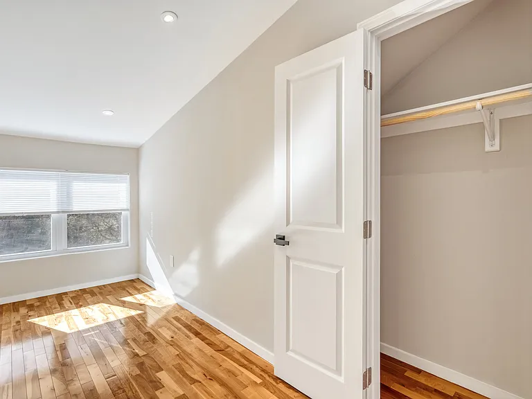 10237 Stratford Ave #B — Photo 19