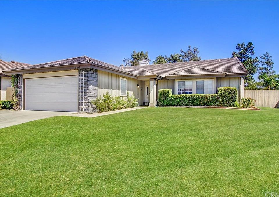 1st image of 41646 Avenida De La Reina