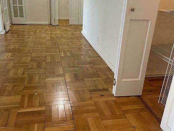 5th image of 401 E 81st St APT 21E