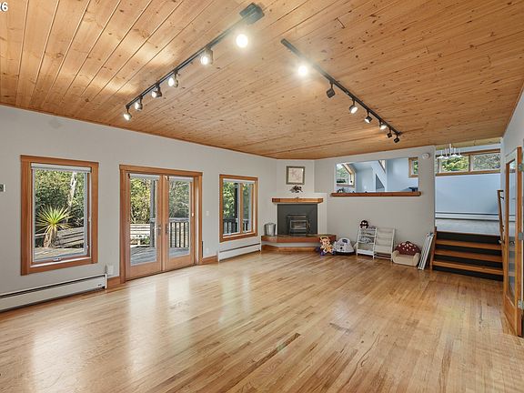 5th image of 87981 Wood Lake Way N