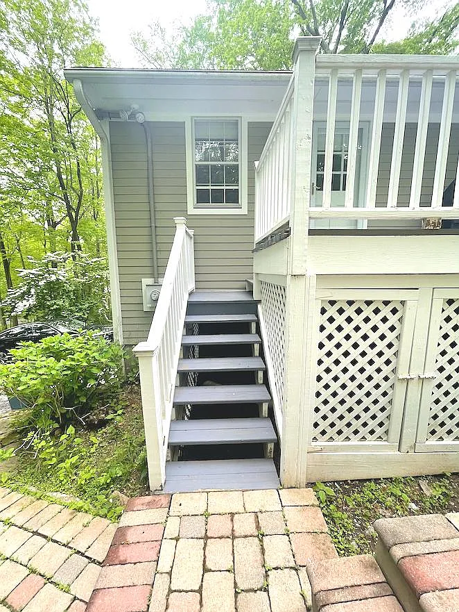 80 Hannahs Rd — Photo 2