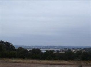 190 Grosbeak Dr, Spring Branch, TX 78070