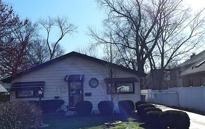 1st image of 10721 S Natchez Ave