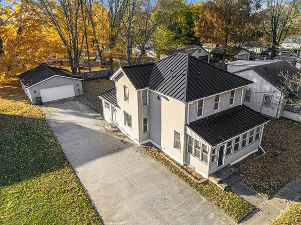 210 S State St, White Pigeon, MI 49099