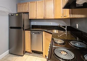 1 bed, 658 sqft, $2,725 — Photo 4