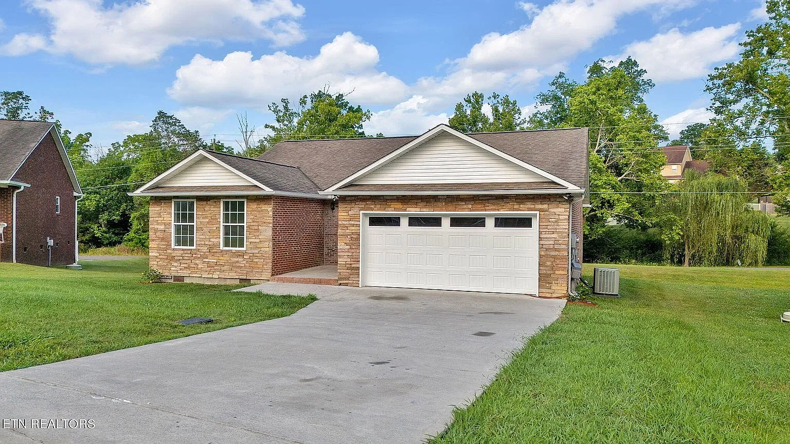 3 bed, 1471 sqft, $2,250 — Photo 4