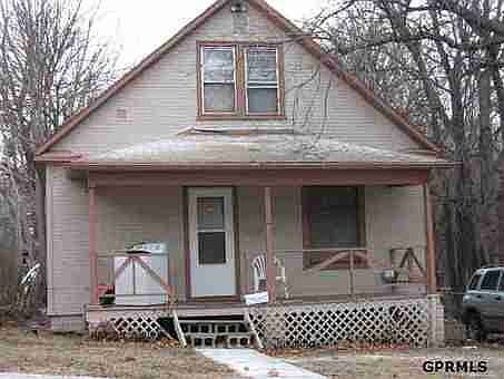 1st image of 4134 Erskine St