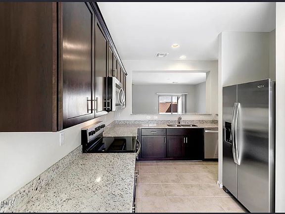 2nd image of 25176 W Weir Ave