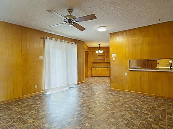 4th image of 534 Nesbit Ct
