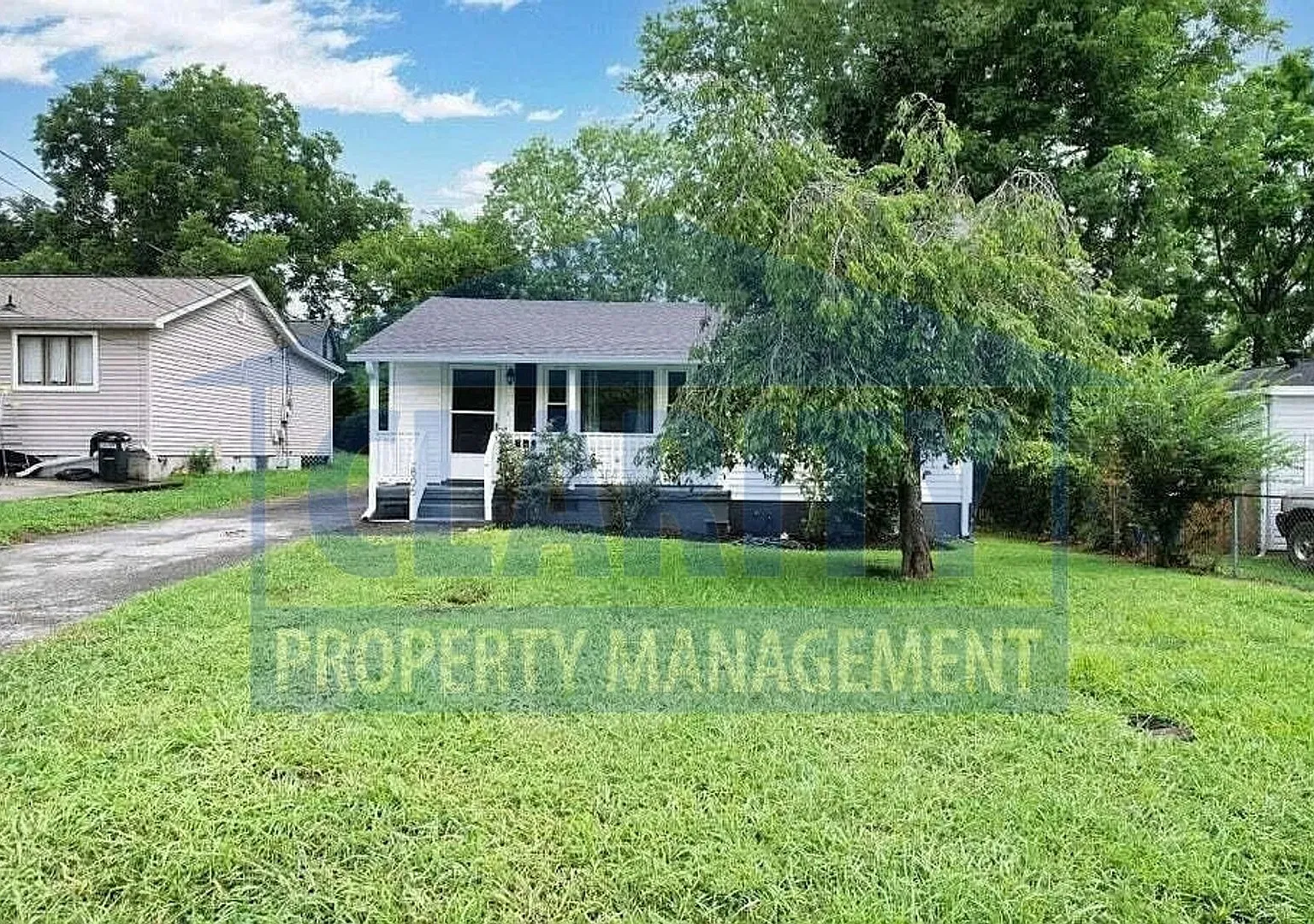 Beautiful four bedroom home in Downtown Cleveland! — Photo 3