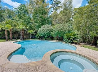 22 Pawprint Pl, Spring, TX 77382