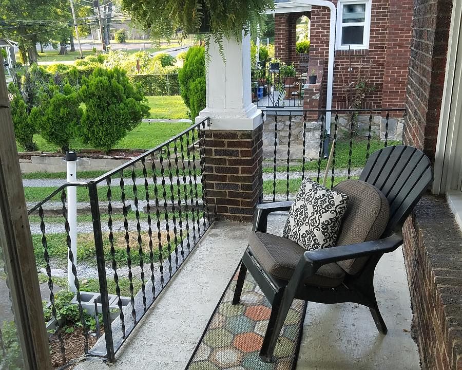 Relaxing front porch