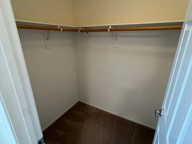 5693 Point Loma Ct — Photo 18