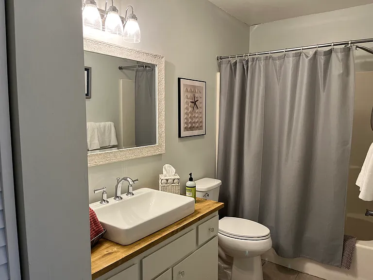 1556 E Crossing Ln — Photo 9