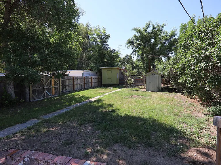 740 W Burkitt St — Photo 6