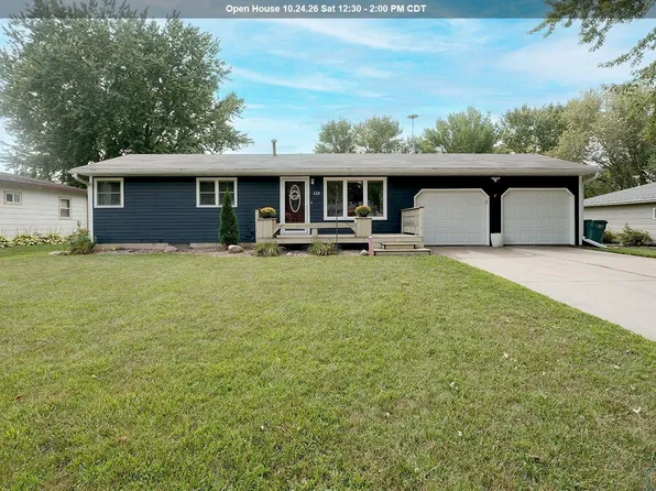 110 Louisiana Ave SW, Orange City, IA 51041