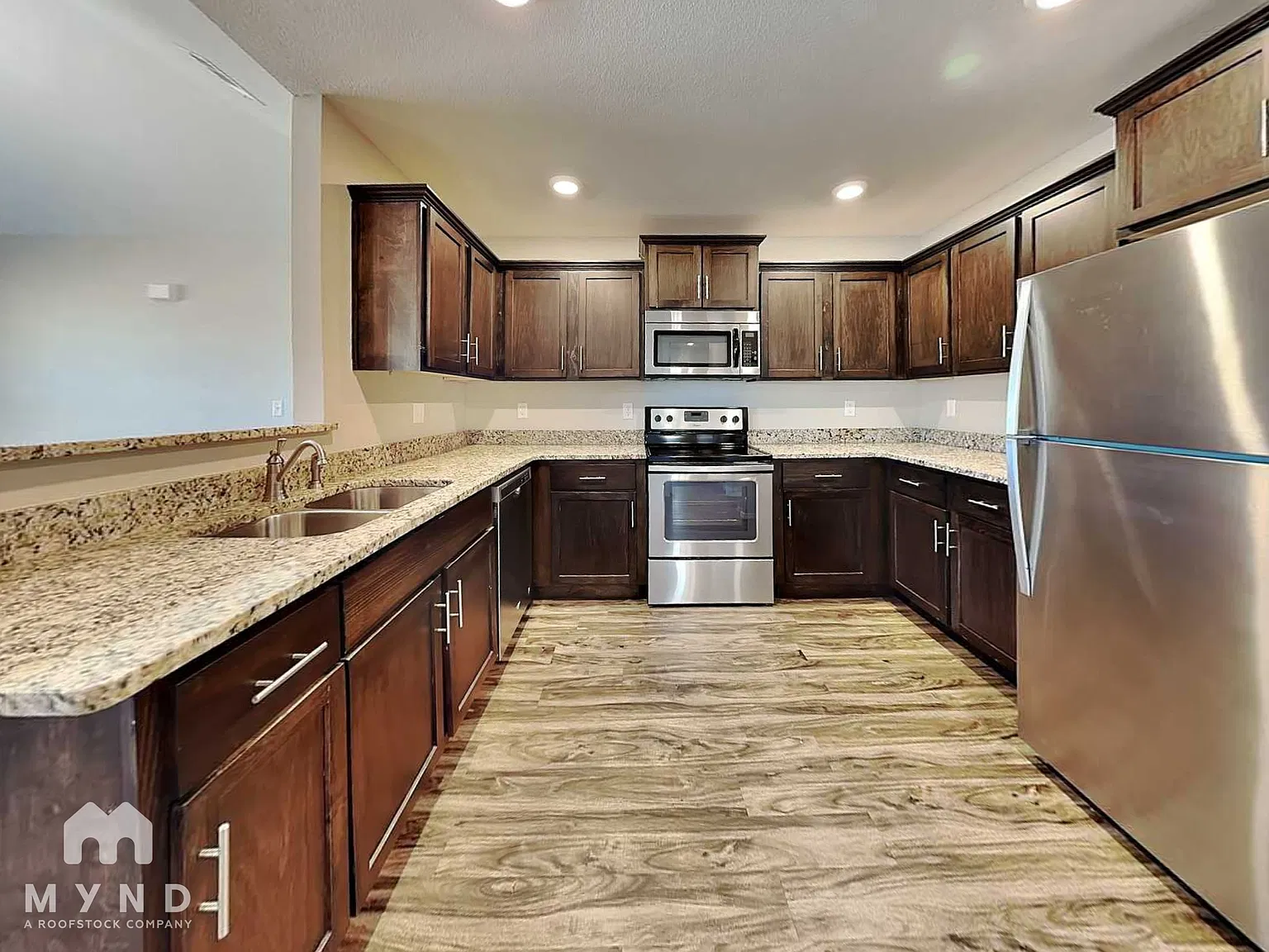 4 bed, 2.0 bath, 1654 sqft, $1,655 — Photo 4
