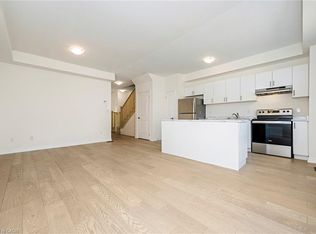 14 Jellicoe Ct, Hamilton, ON L9A4T1