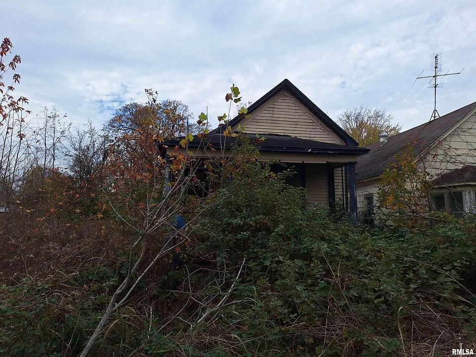 1st image of 131 S McKinley St