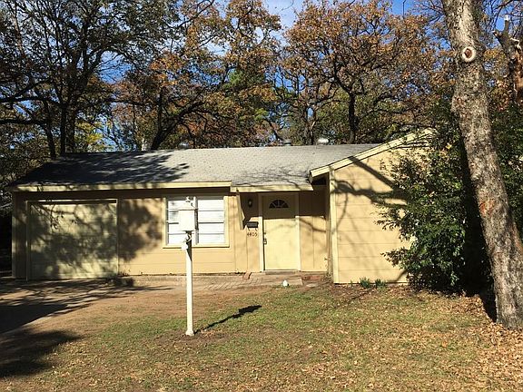 2nd image of 4405 King Oaks Ln