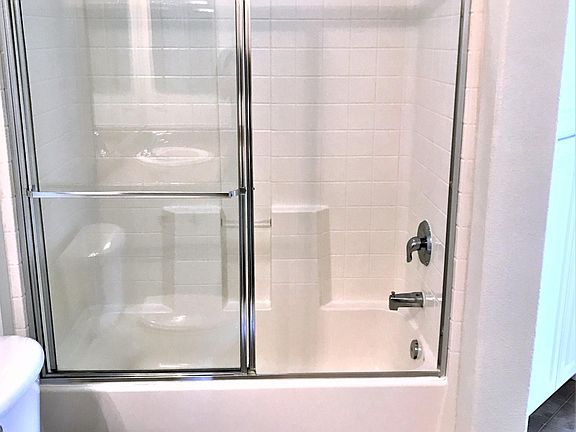 2nd image of 2575 Fenton Pkwy APT 310