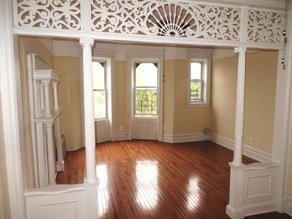 1st image of 271 Halsey St APT 4R