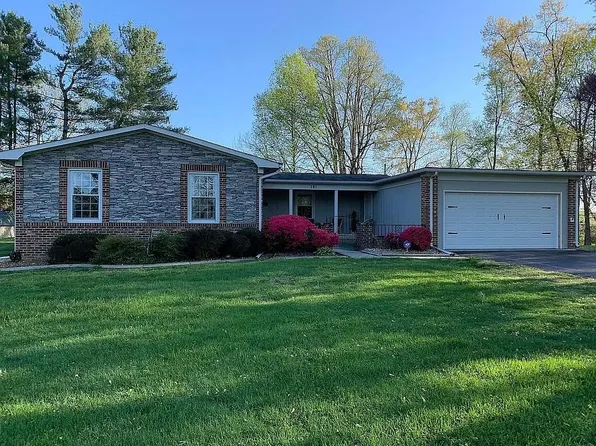 781 W Oak Dr, Cookeville, TN 38501