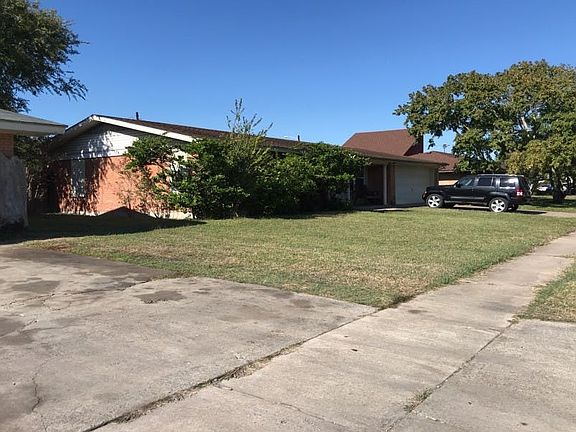 3rd image of 1405 Casa De Oro Dr