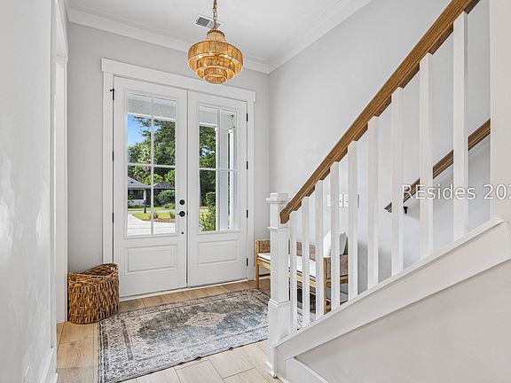 3rd image of 70 Clifton Drive