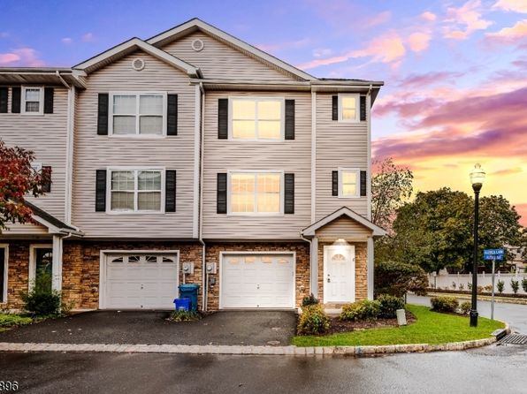 8 Alfred Ave