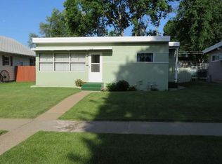1210 N 13th St, Bismarck, ND 58501