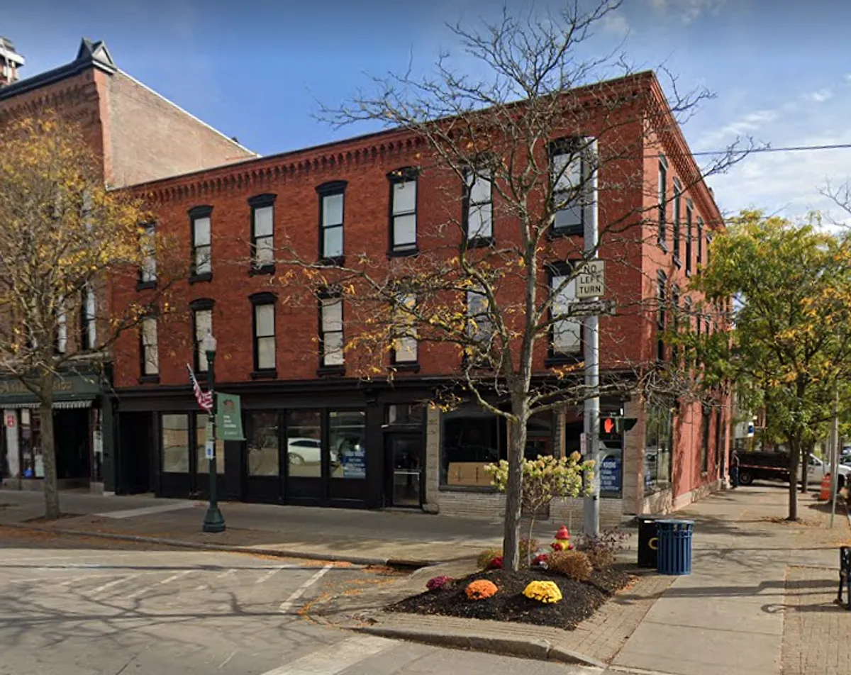 Building Photo - 55 Main St