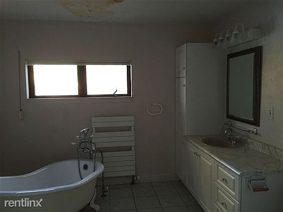 Full Bath