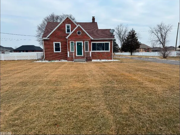 3616 N Custer Rd, Monroe, MI 48162
