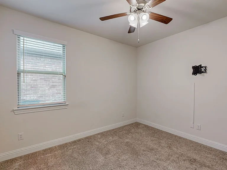 10925 Klondike Ln — Photo 26