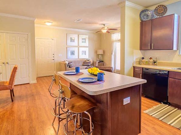 1811 Medical Pkwy UNIT 417