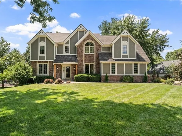4505 W 138th St, Leawood, KS 66224