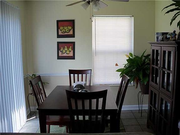 5th image of 923 Philadelphia Dr #16A