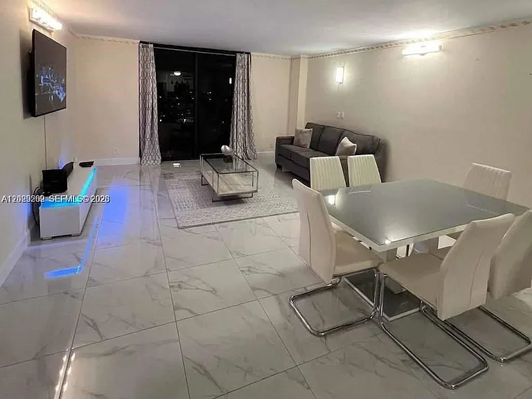 2500 Parkview Dr #1008 — Photo 10