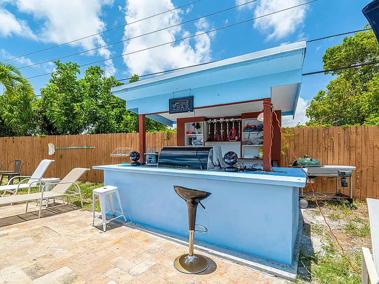 1601 NW 3rd Ln — Photo 39