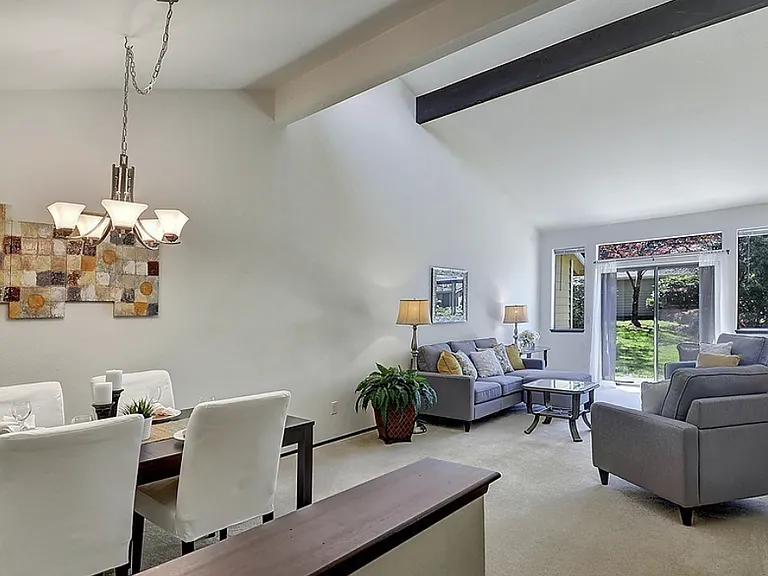 15908 Village Green Dr #B — Photo 4