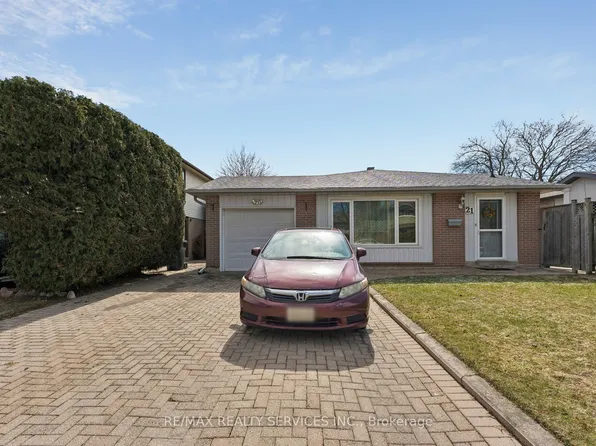 21 Willis Dr, Brampton, ON L6W 1A8