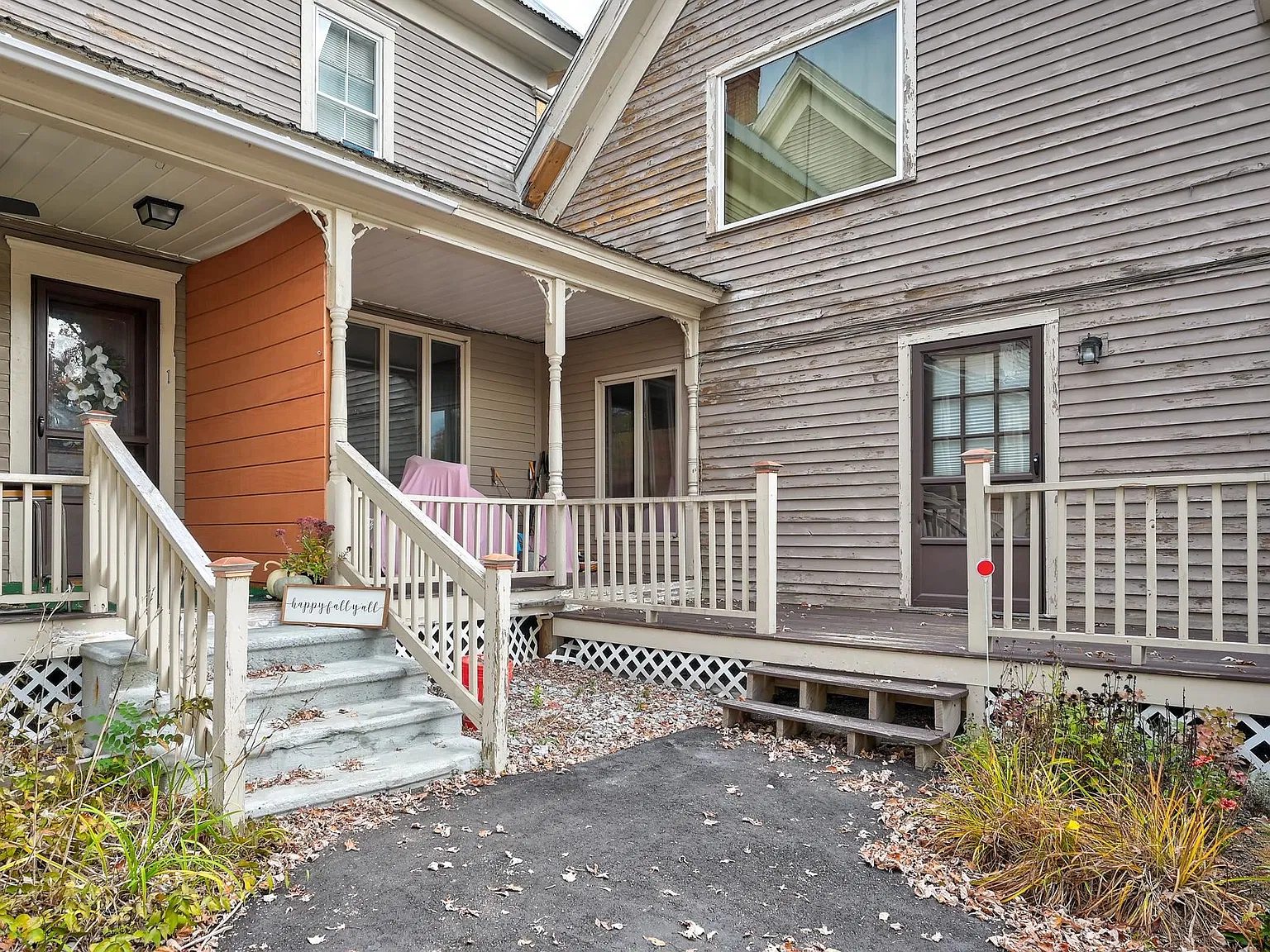 2 bed, 2.0 bath, 1000 sqft, $1,800 — Photo 1